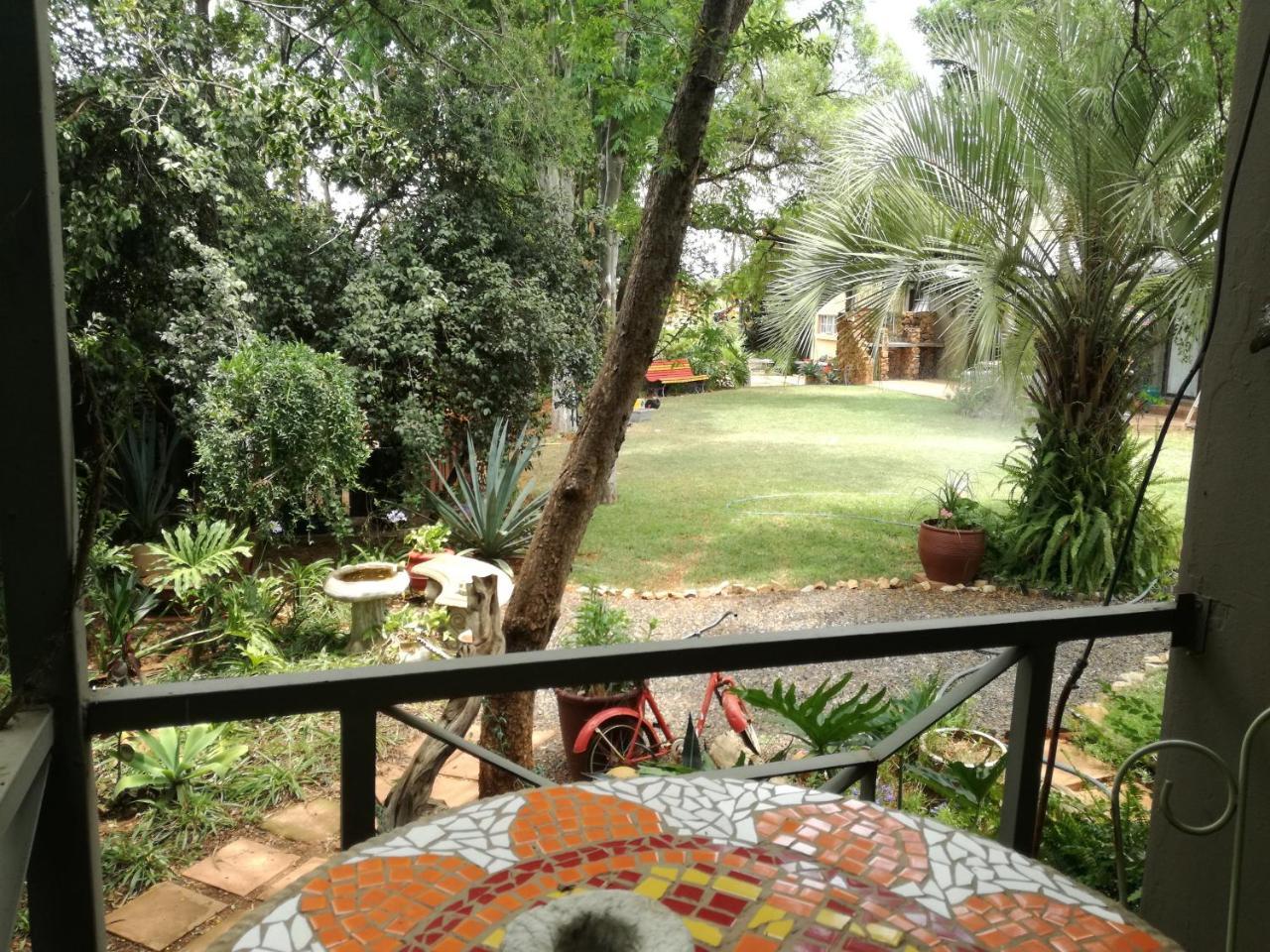 Adam'S Eden Guest House Pretoria-Noord Εξωτερικό φωτογραφία